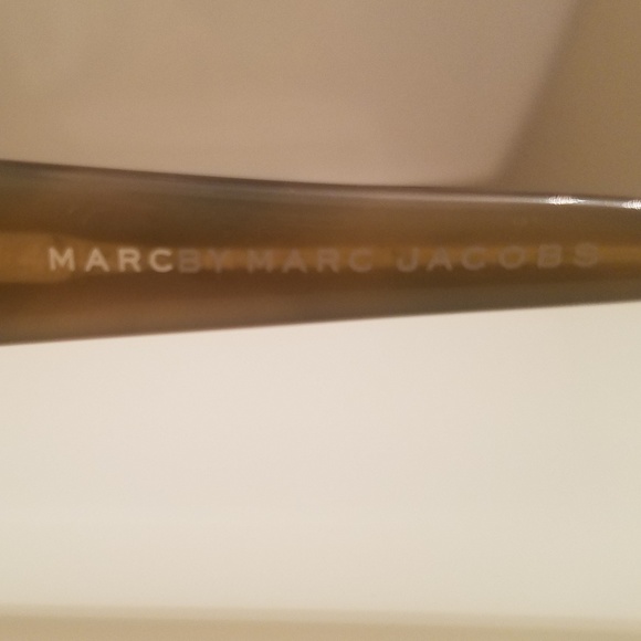 Marc Jacobs Sunglasses - Picture 4 of 8